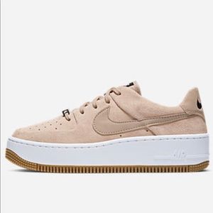 Nike Air Force 1 Sage Low